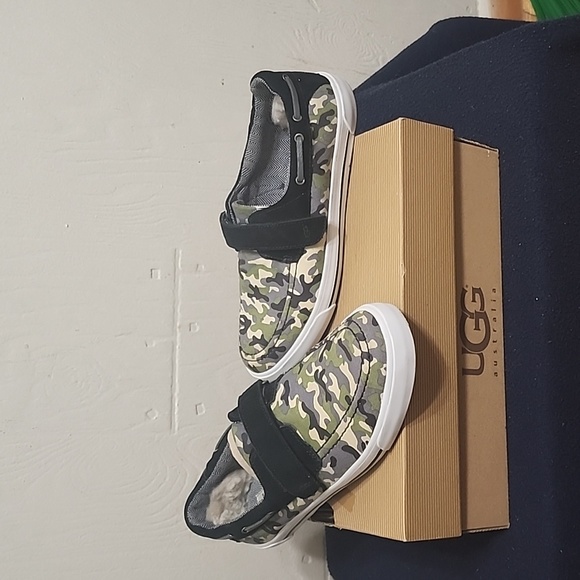 youth cameo UGG canvas casual sneakers unisex..can fit a women size 6-6.5 - Picture 6 of 6